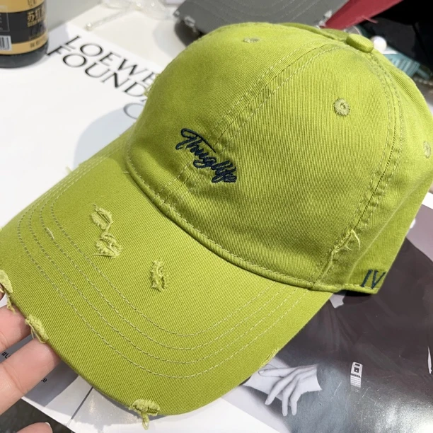 B81高版本牛油果绿鸭舌帽