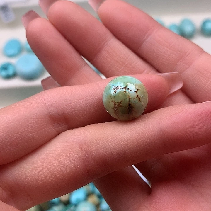 袅***·南红玛瑙未镶嵌珠宝奇石