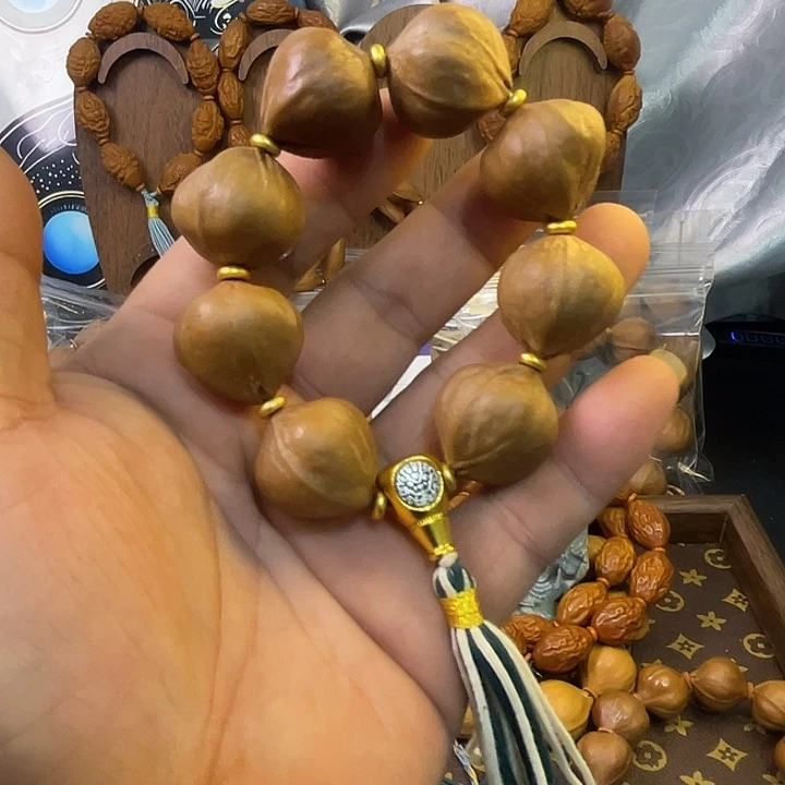 飞***牛橄榄核手串梅林铁2.2