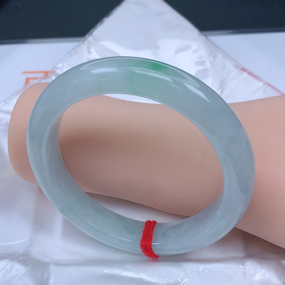 【闪购商品】未镶嵌手镯翡翠，61