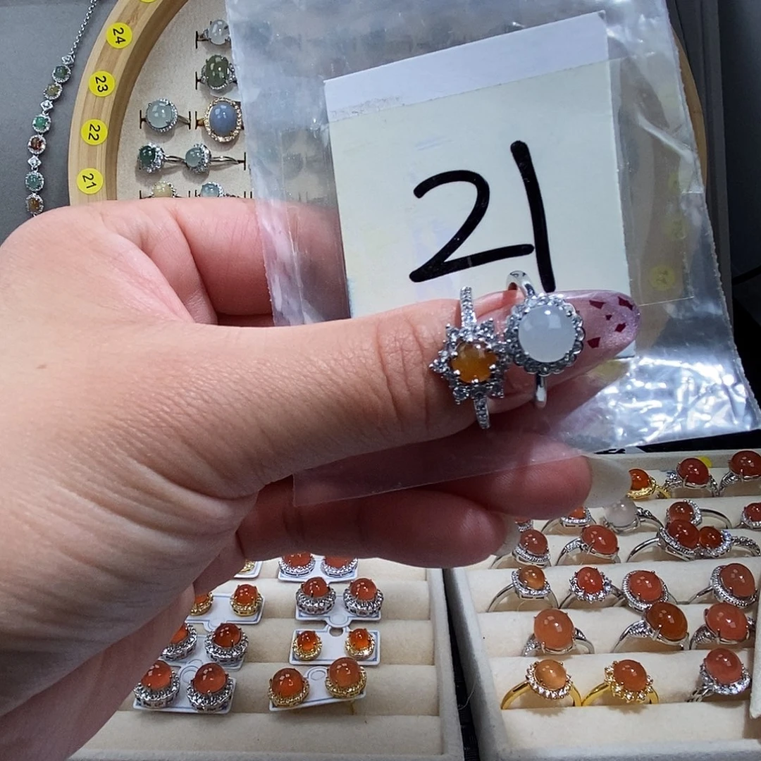 翡翠未镶嵌戒指缅甸