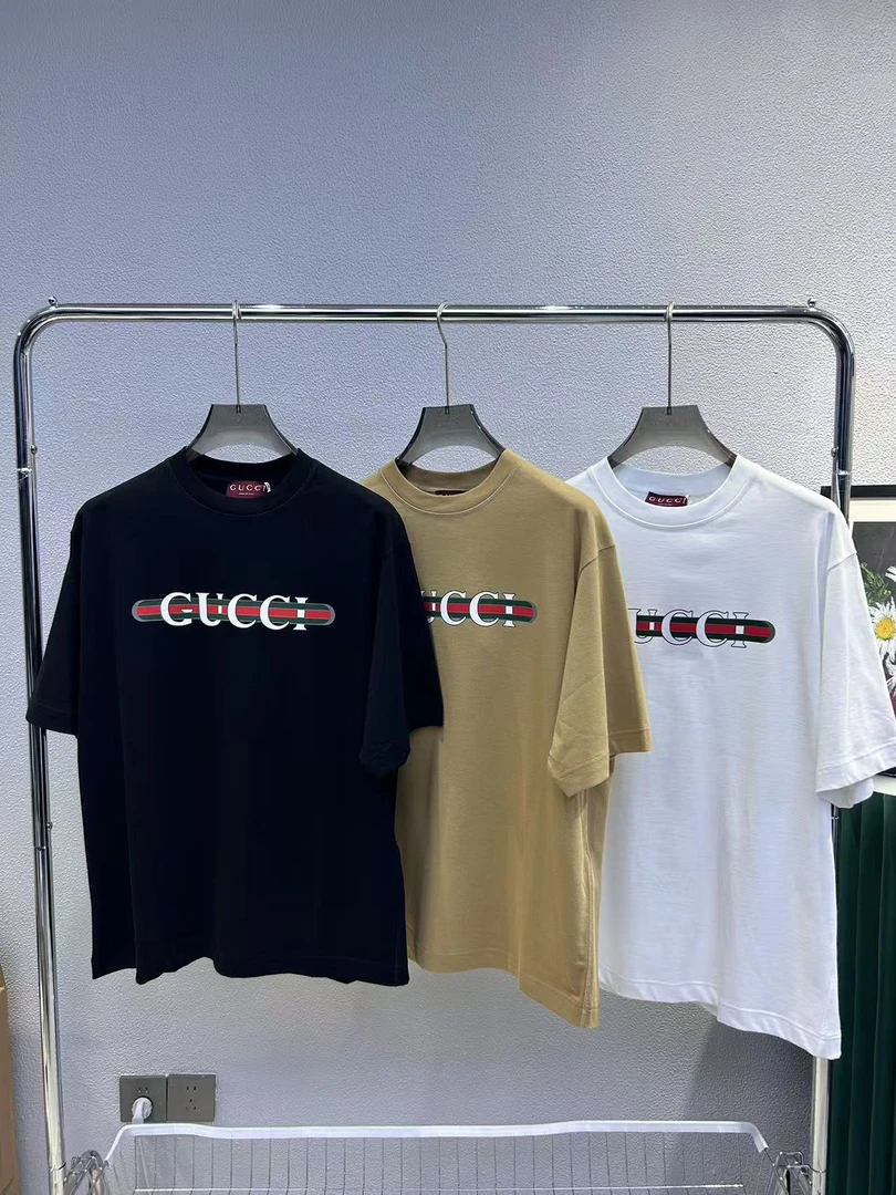 全新未使用Gucci古驰 大字母logo印花男士黑色宽松短袖T恤 784361