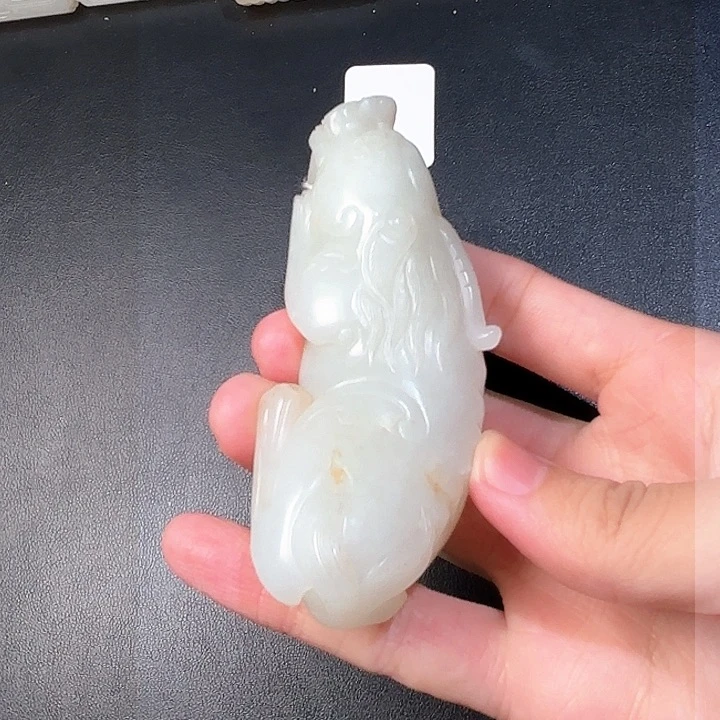 和田玉挂件未镶嵌为****赴