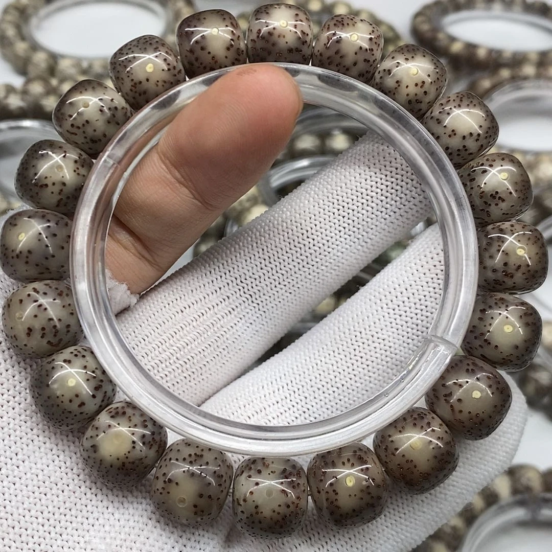 人***途星月菩提吊坠原生态冰糖12/11