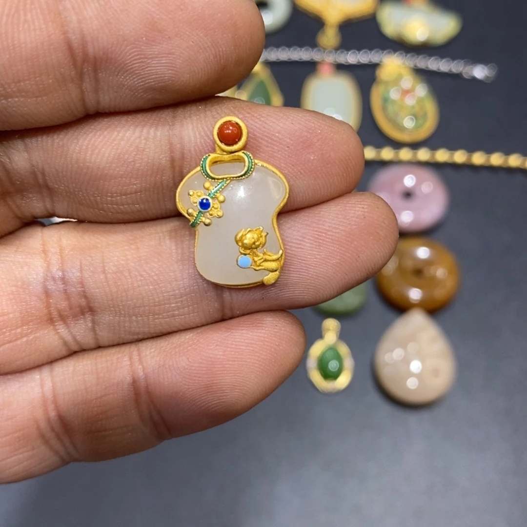 和田玉颈饰银S925镀金镶嵌