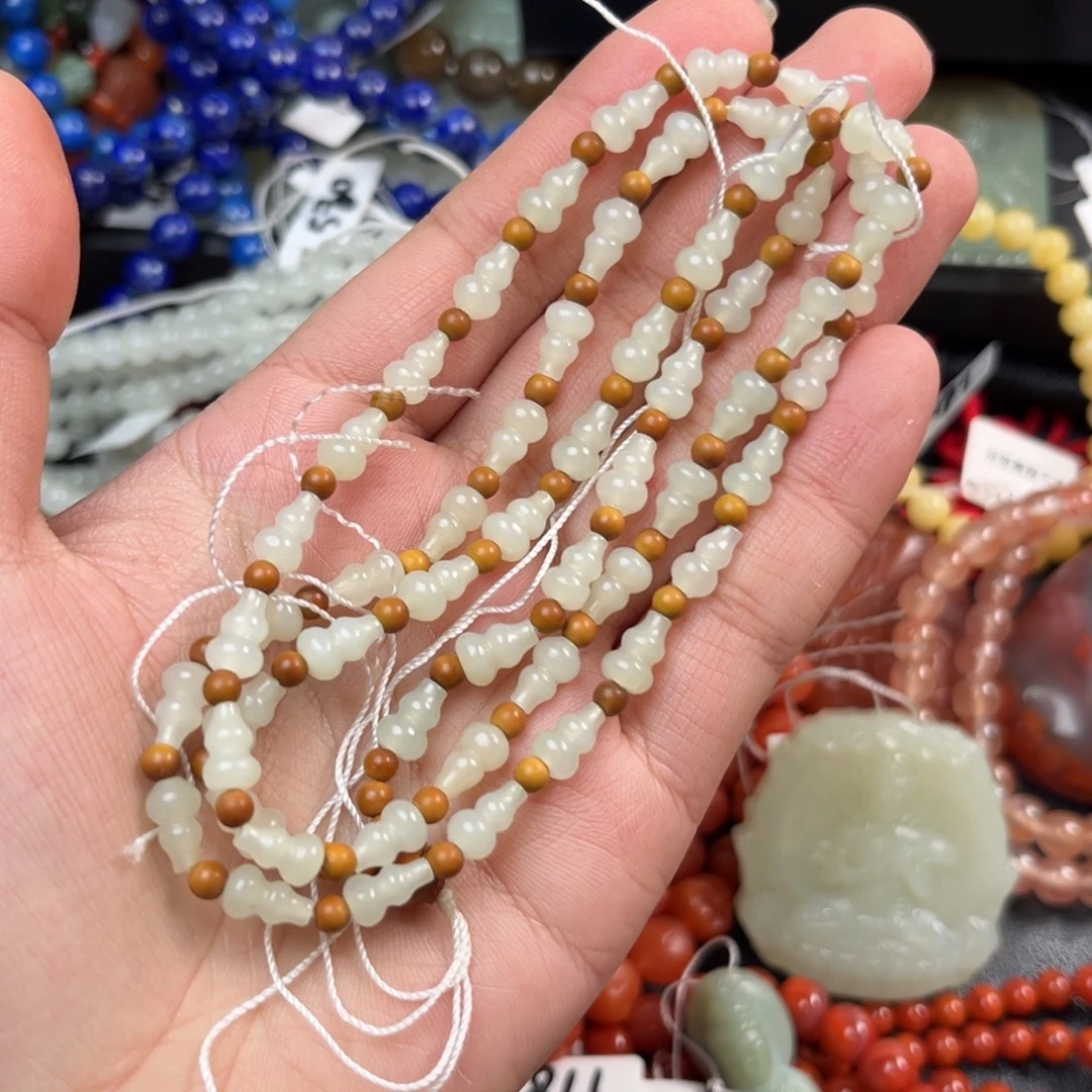 和田玉未镶嵌珠宝奇石