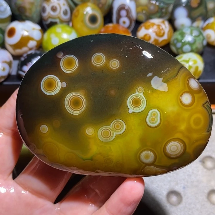 未镶嵌玛瑙/玉髓珠宝半成品147