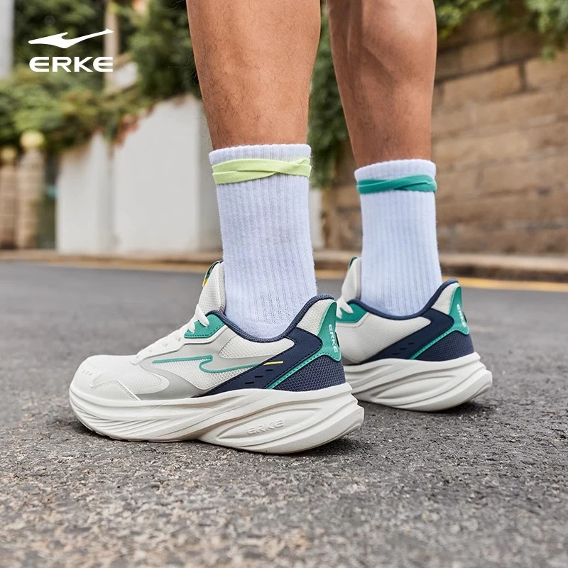 猎奇丨鸿星尔克新款减震回弹跑鞋-51125103323-qw-vv