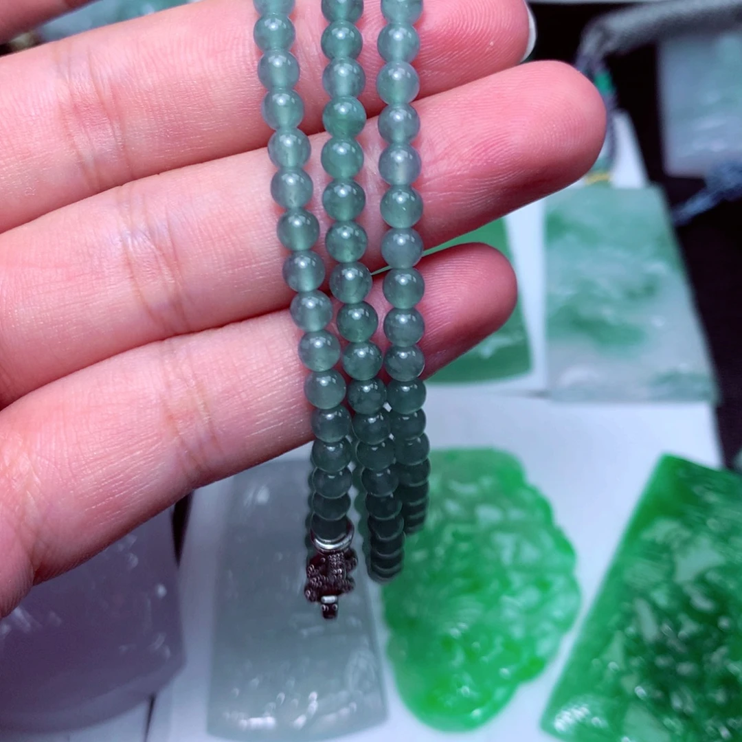颈饰未镶嵌翡翠天然A货翡翠