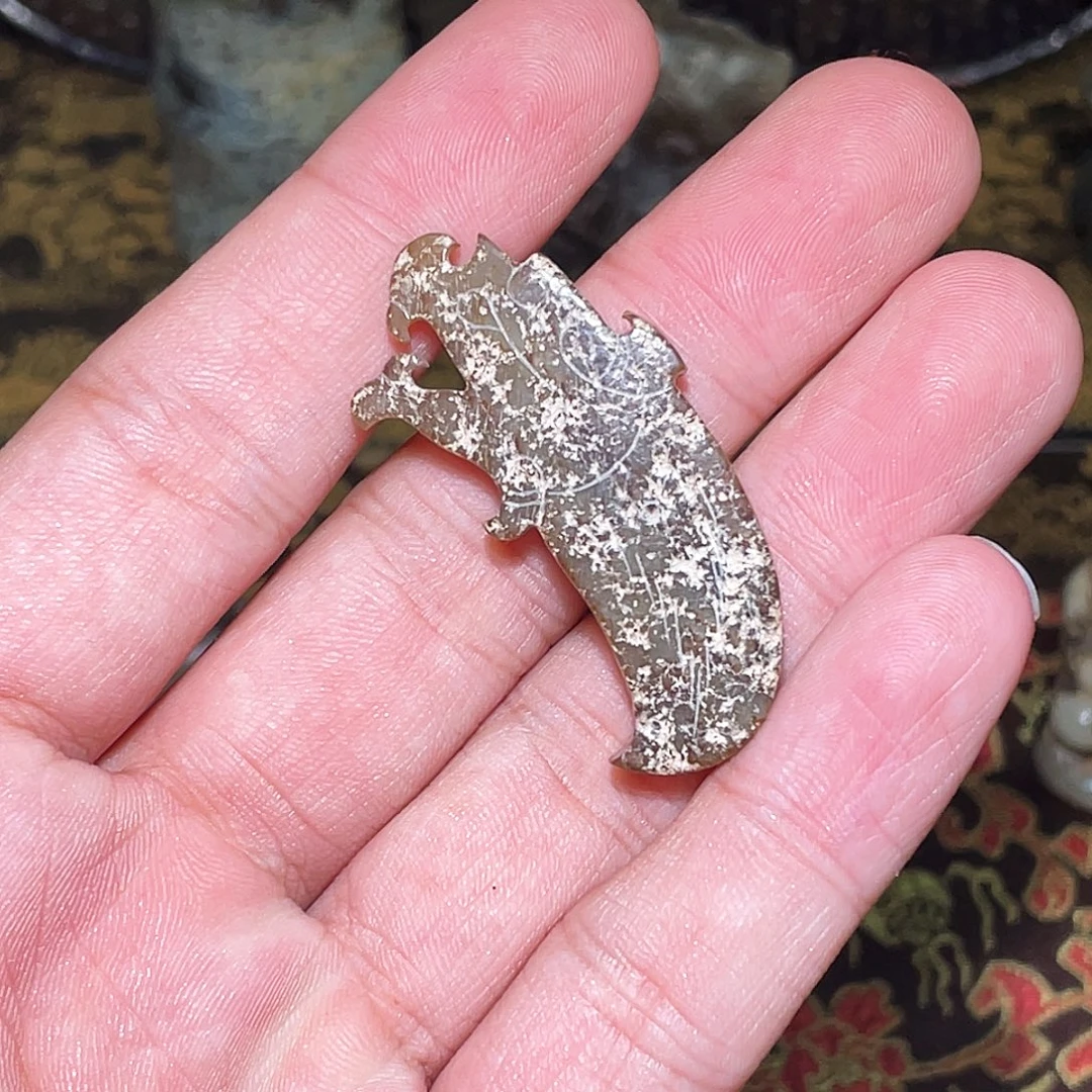 平***福和田玉（糖玉）未镶嵌颈饰和田玉挂件精美