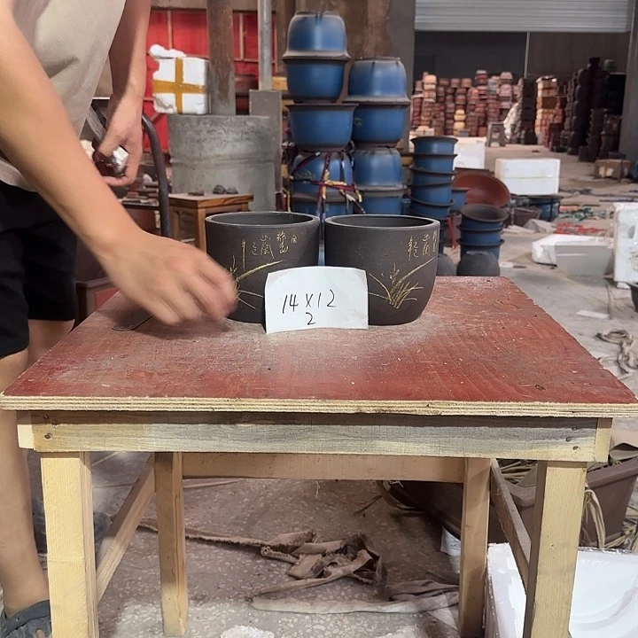 紫砂花盆紫砂花盆