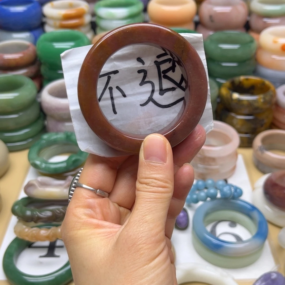 石英质玉未镶嵌手镯