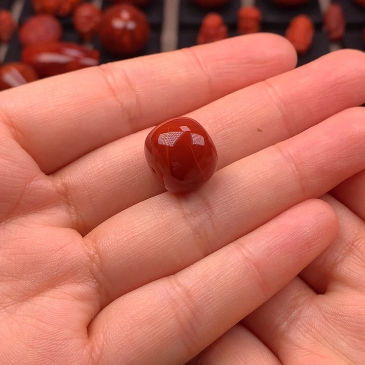 南红玛瑙未镶嵌老型单珠14.6MM
