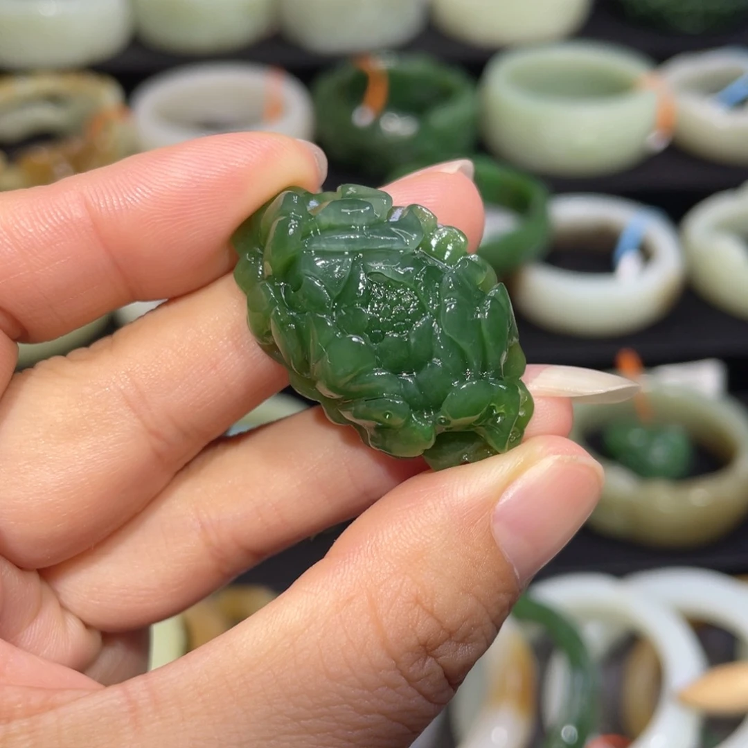 未镶嵌手镯和田玉?****?编手牌
