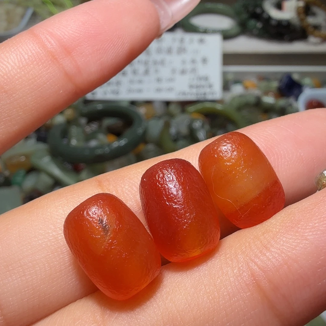 和田玉未镶嵌珠宝奇石