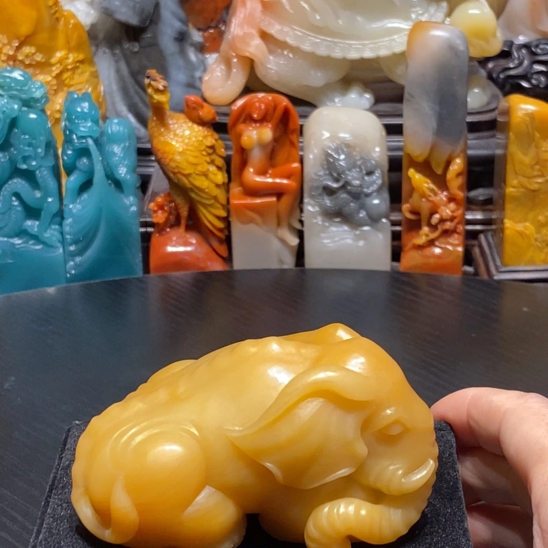 虎***哥老挝石老挝石雕刻