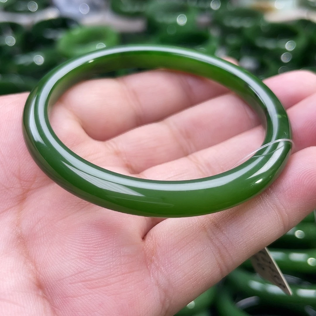 未镶嵌手镯和田玉（碧玉）