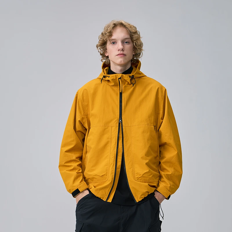 APAY情侣冲锋外套男女户外大口袋工装登山外套帽子防风夹克上衣