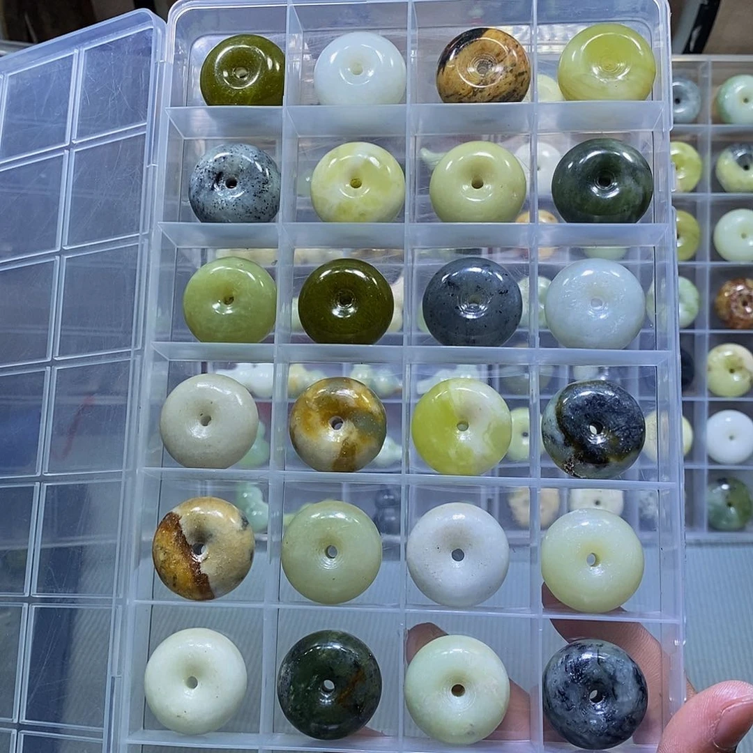 合金蛇纹石玉颈饰265