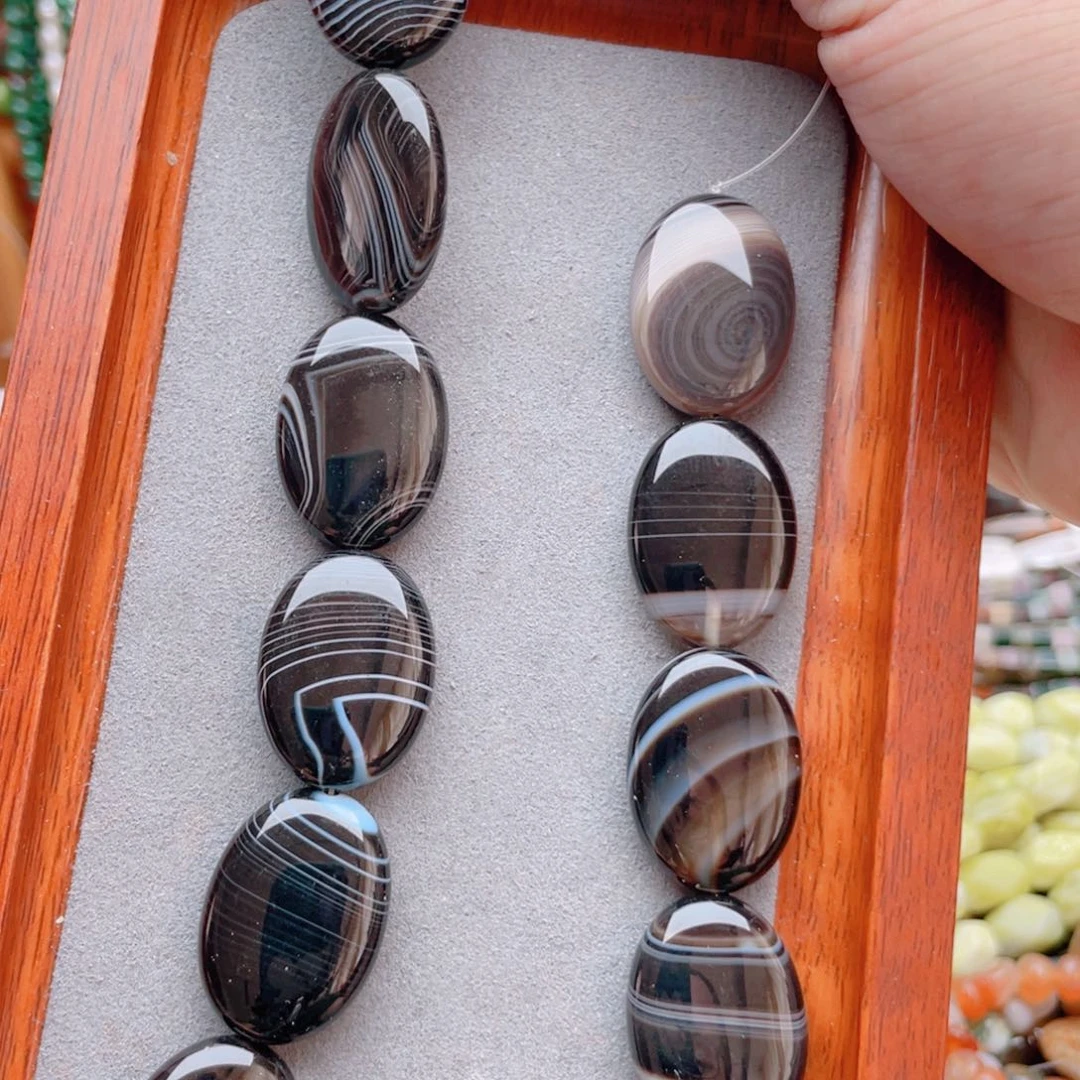 未镶嵌玛瑙/玉髓珠宝奇石黑玛瑙1条卡18*25