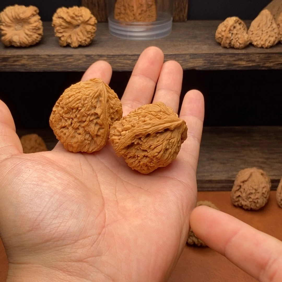 我***面核桃文玩核桃留疤面将