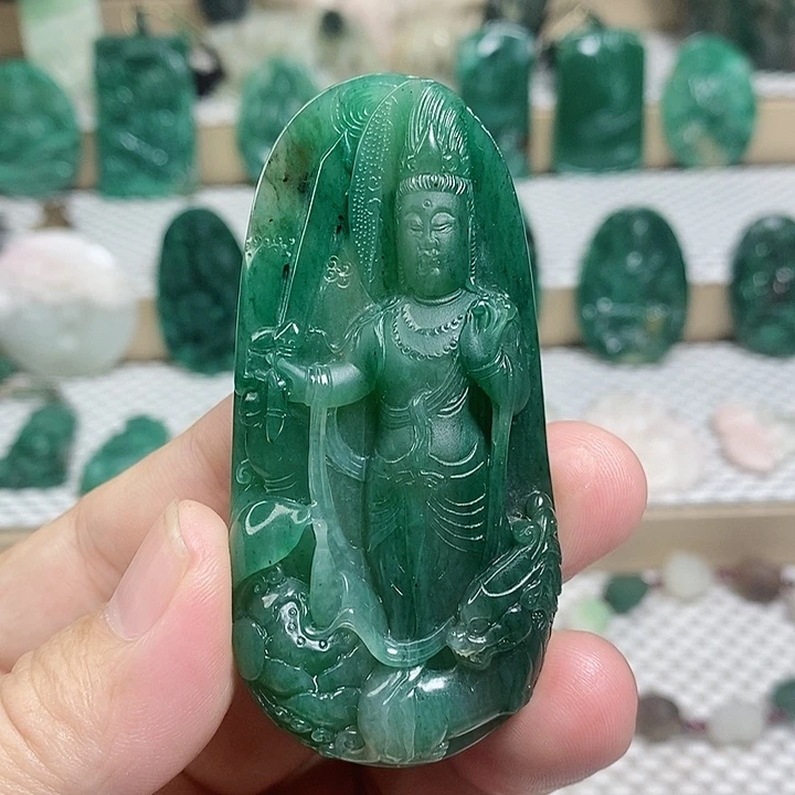 未镶嵌独山玉颈饰
