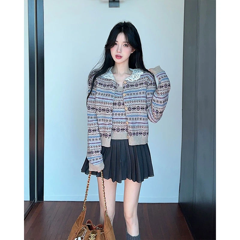 2025秋冬超甜花边翻领暖灰紫背心+开衫长袖针织毛衣女百褶裙套装