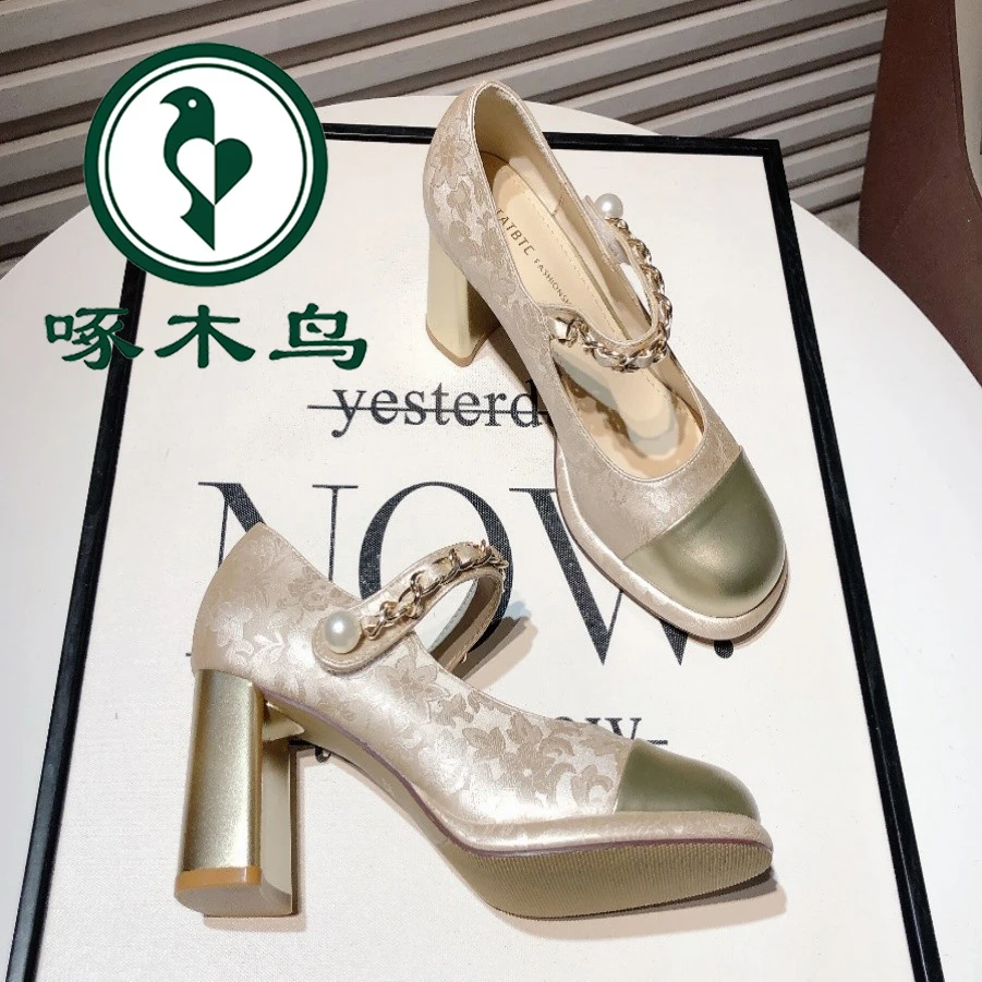 啄木鸟国风绣花高跟玛丽珍鞋女珍珠旗袍鞋淑复古方头粗跟印花单鞋