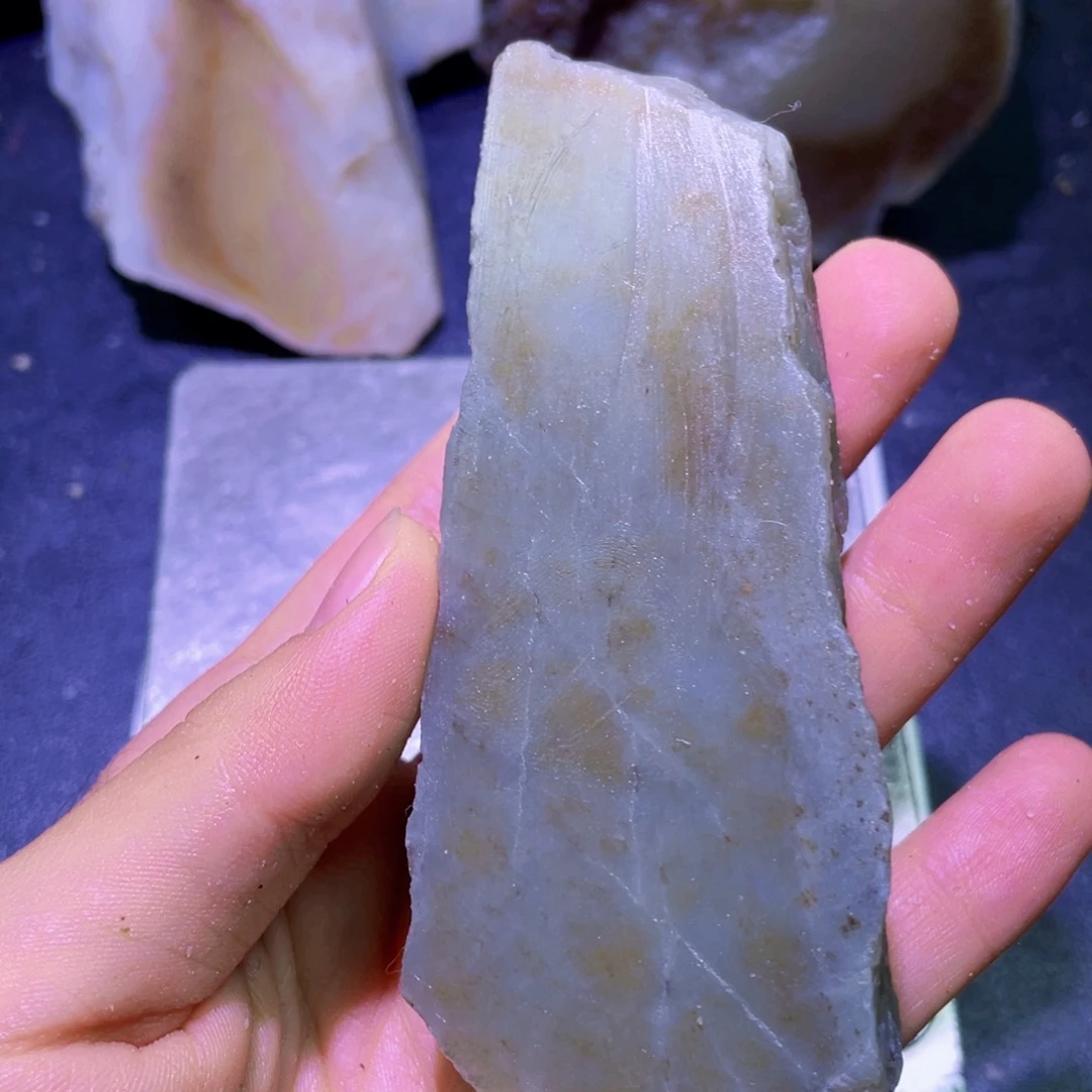 未镶嵌和田玉珠宝半成品