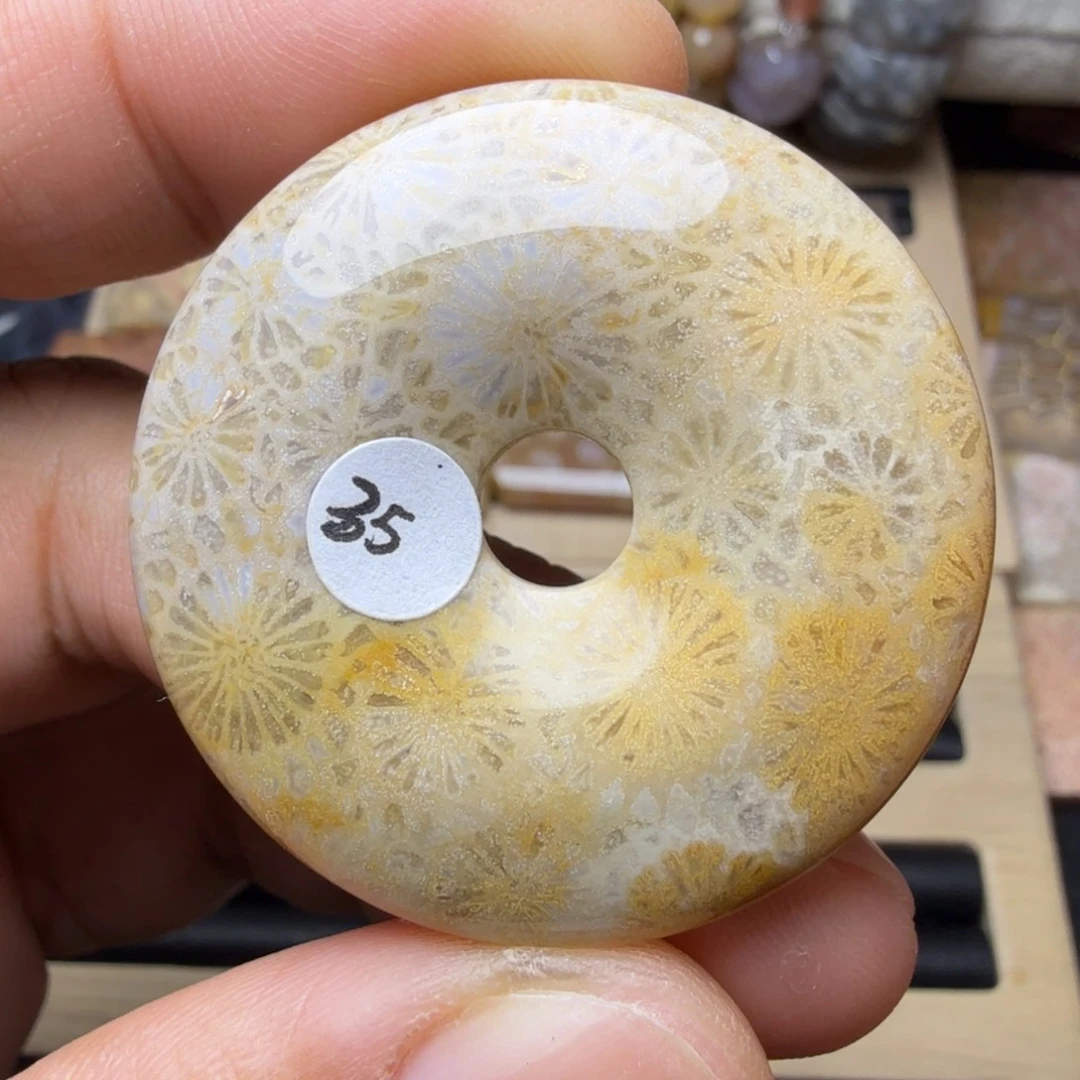 硅化玉未镶嵌纯天然色有机玉石保真色