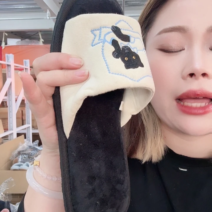 男士漏脚趾猫咪43–44