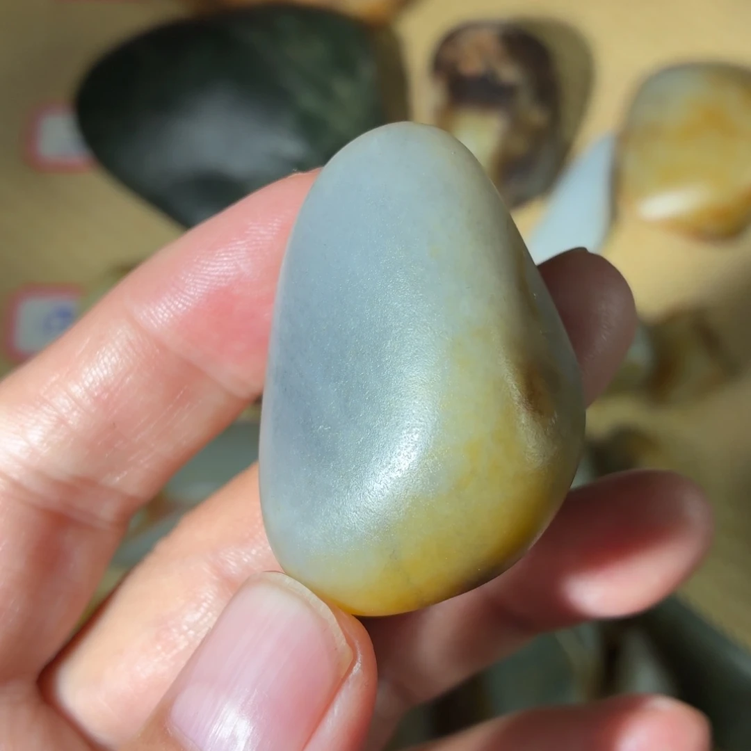 和田玉（糖玉）未镶嵌挂件40