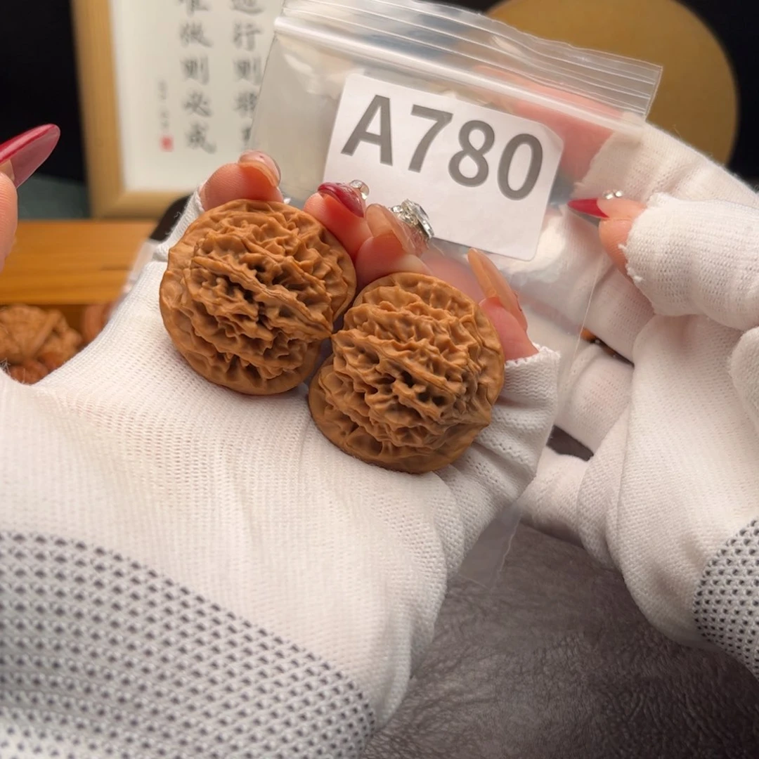 文玩核桃把件36秦闷a 780