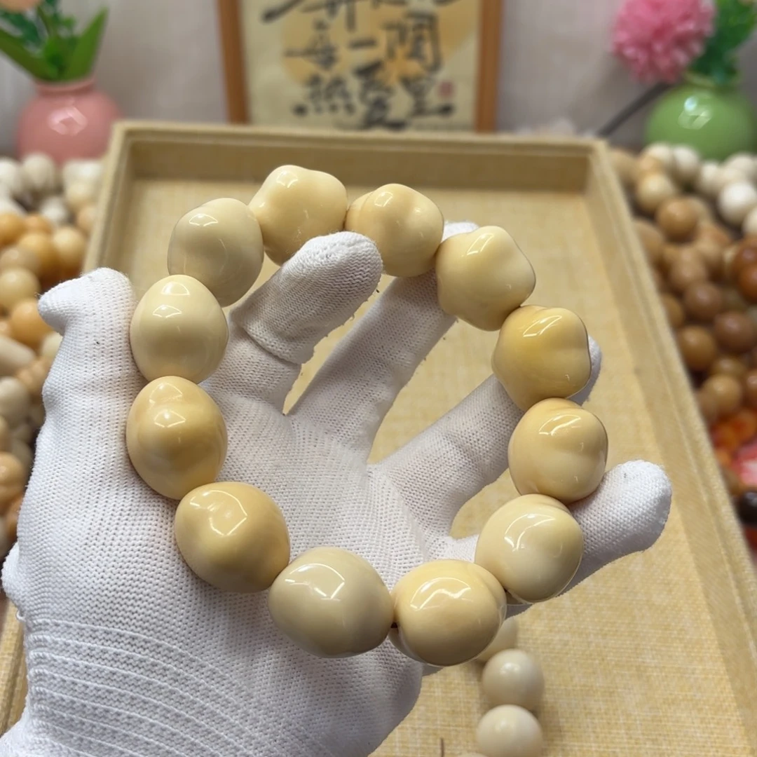 吊坠菩提根/象牙果牙果瑕疵机抛788