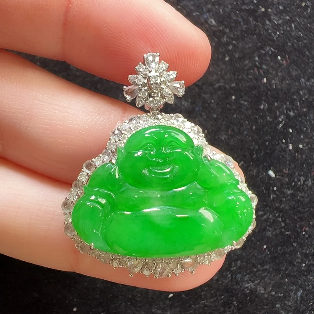 翡翠18K金镶嵌颈饰