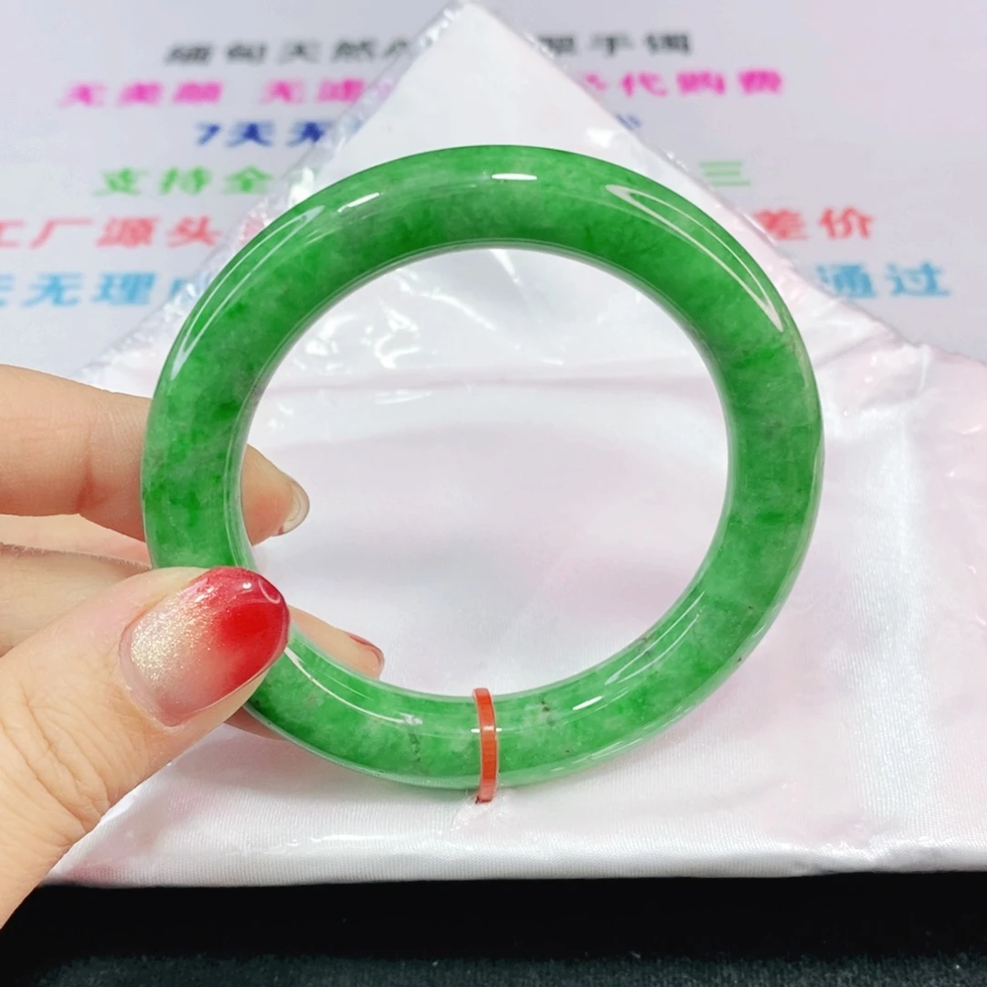 未镶嵌手镯（圆镯）翡翠54.3圈满绿强推