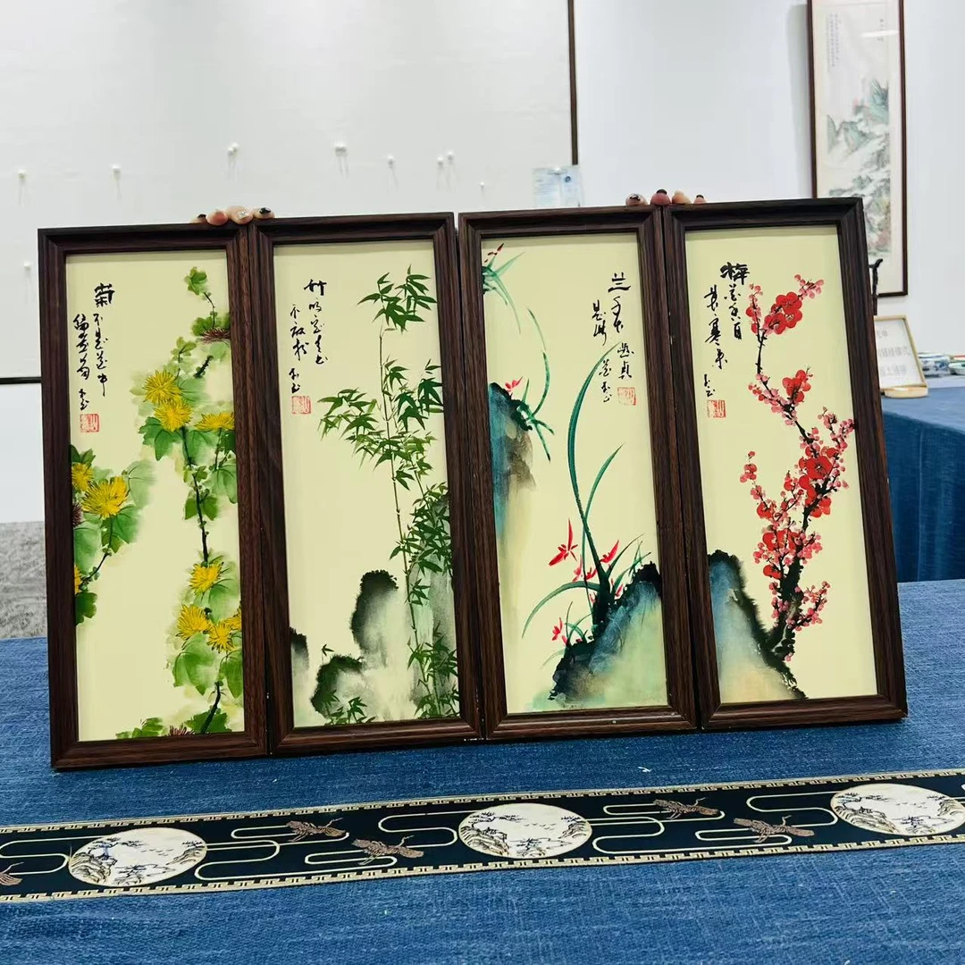 17*43竖幅/梅兰竹菊/张涛（带框）