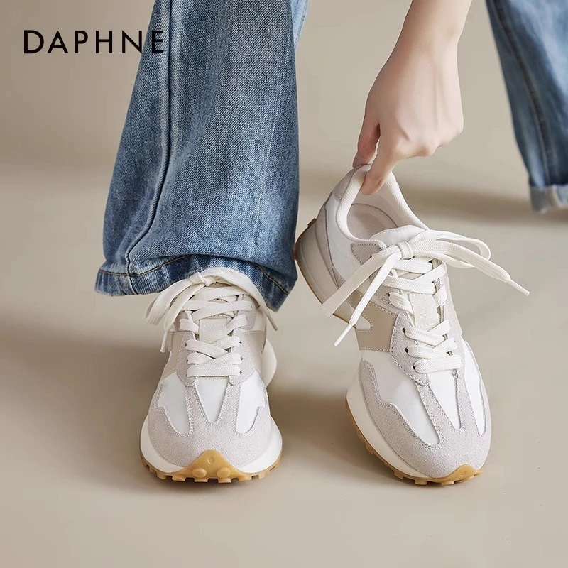 /达芙妮老爹鞋女2025新款夏季季厚底休闲运动小白登山阿甘德训鞋Q