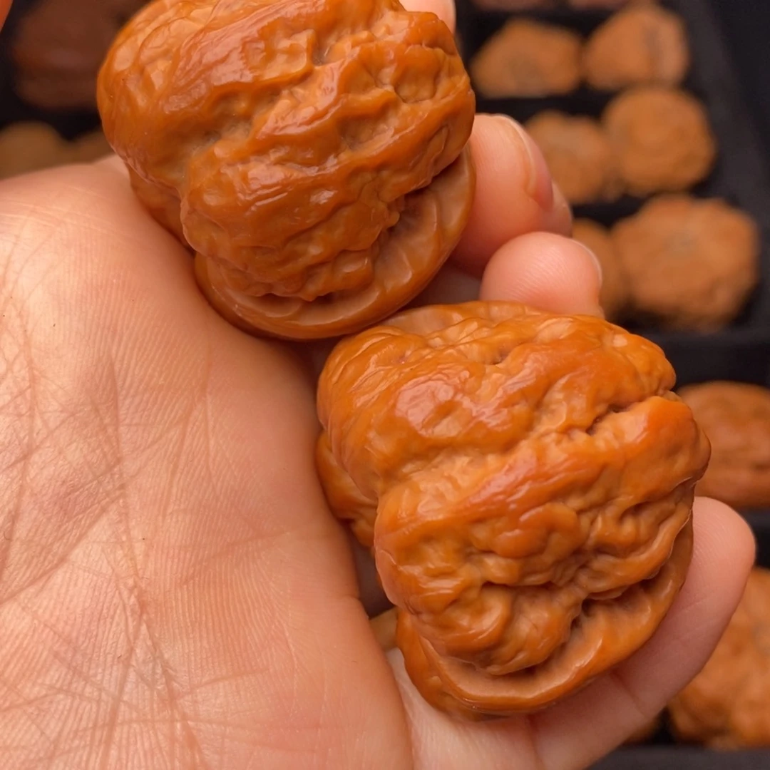 文玩核桃吊坠秦岭野生核桃