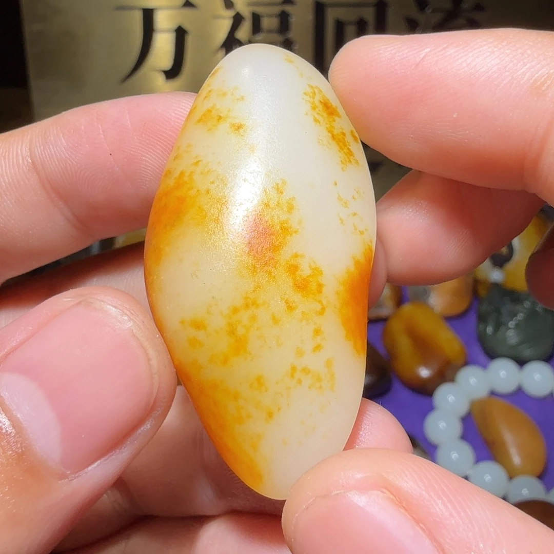 点***活和田玉未镶嵌颈饰