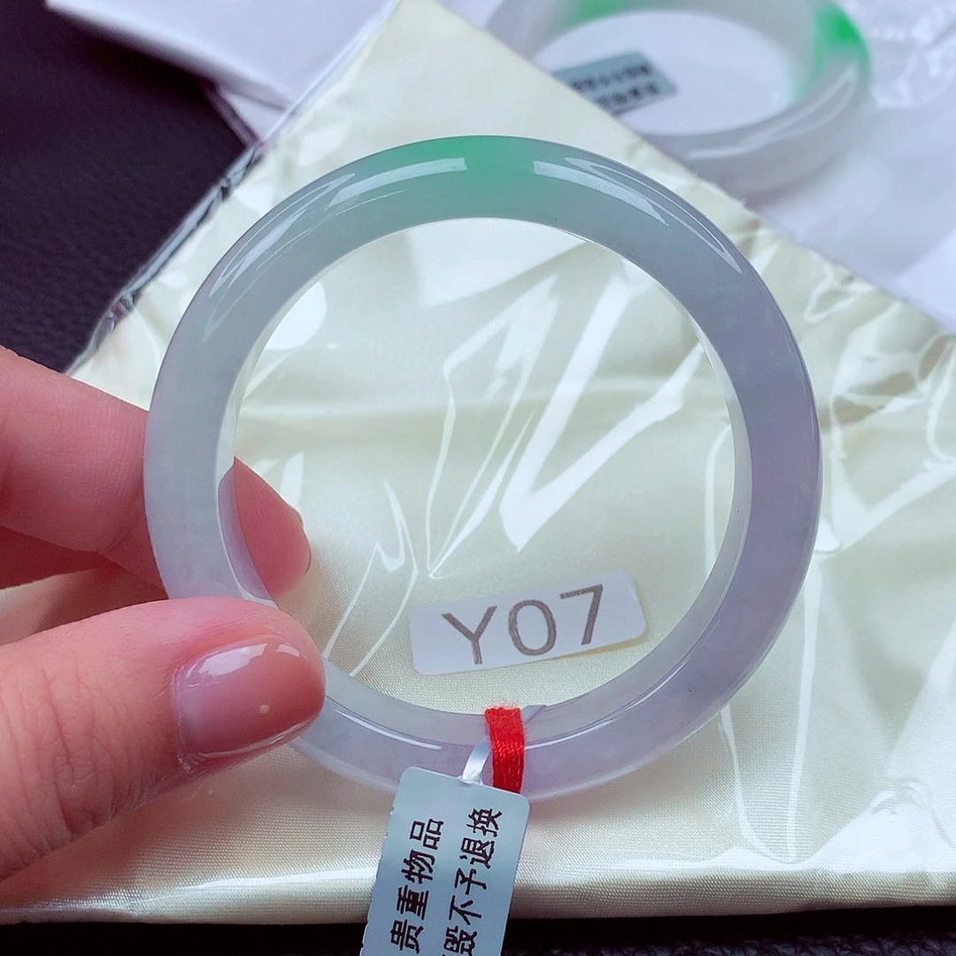 翡翠手镯未镶嵌天然缅甸翡翠A货