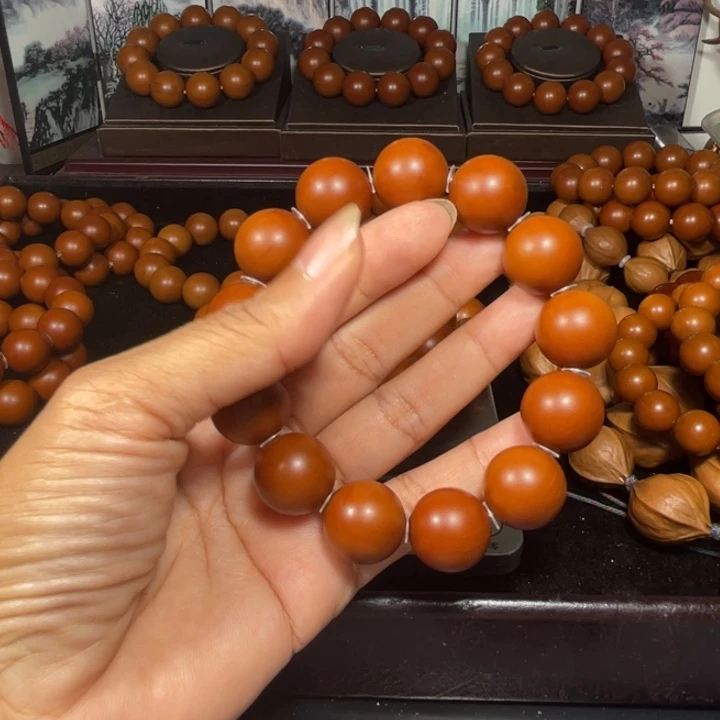 三***哥橄榄核吊坠1.75+树王福利微瑕