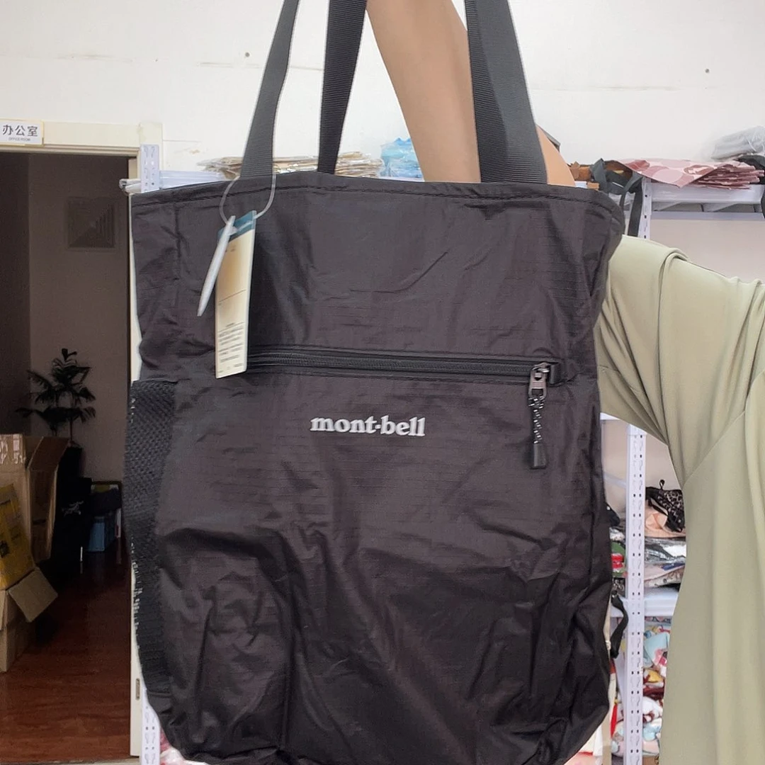 PU化妆包等各种产品和