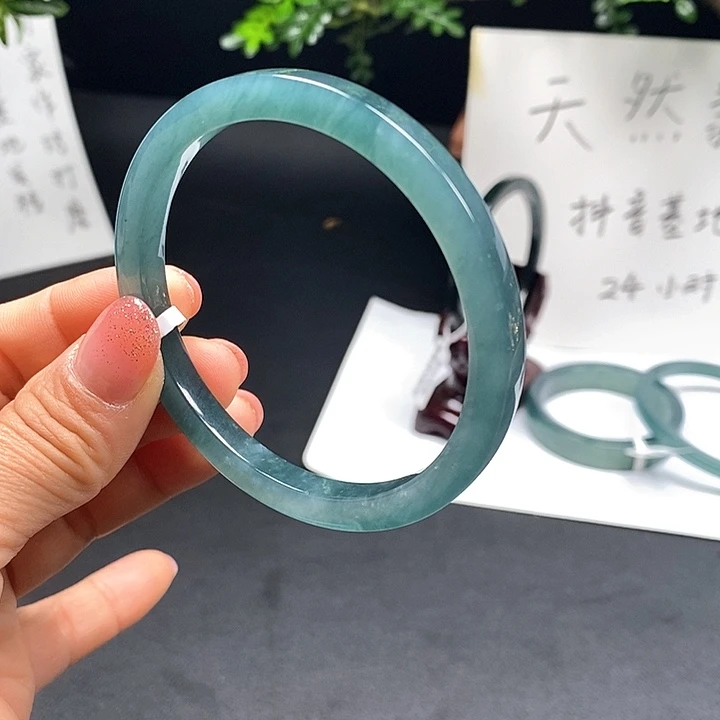 翡翠手镯未镶嵌59尺寸
