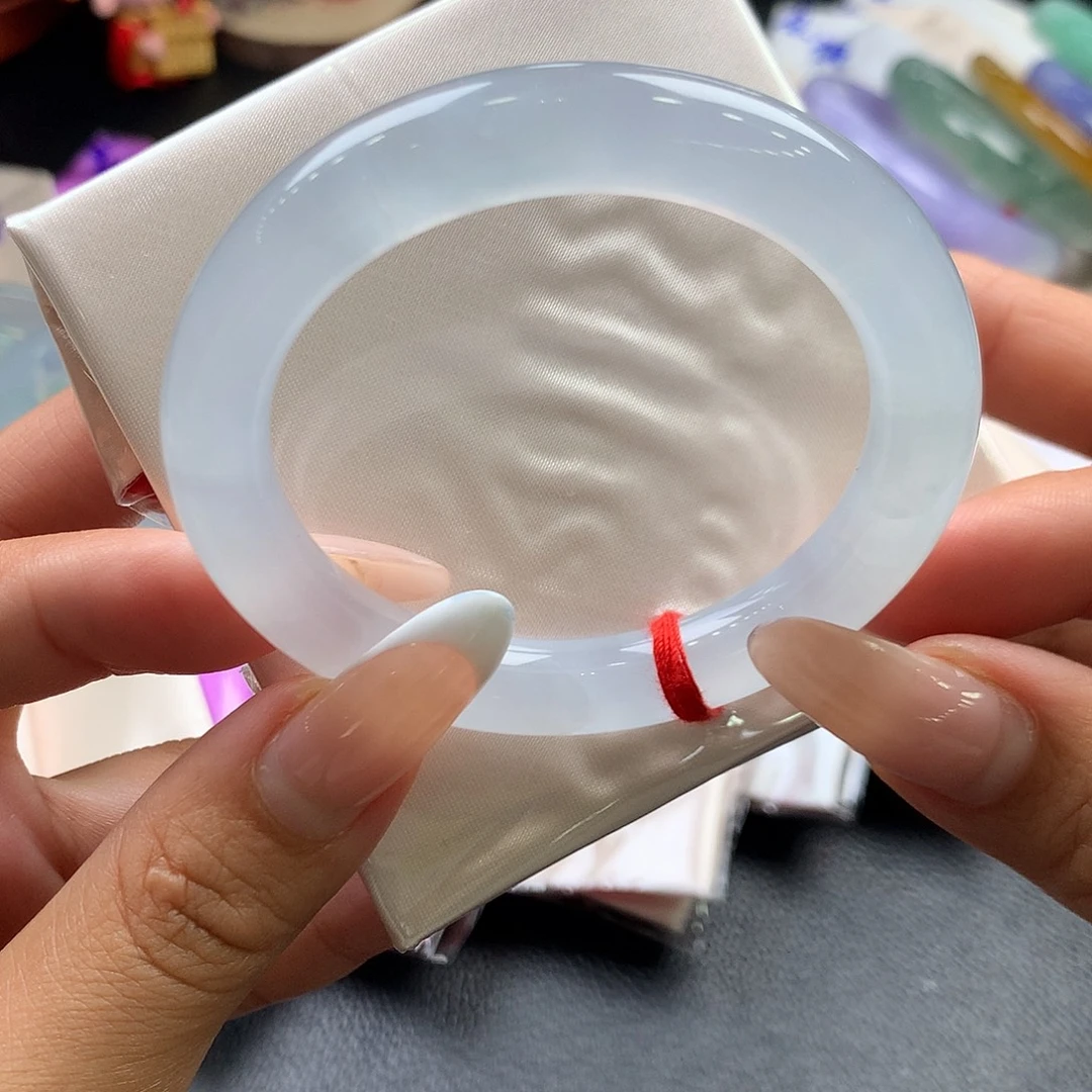 翡翠未镶嵌手镯（圆镯）79号大漏冰胶起光