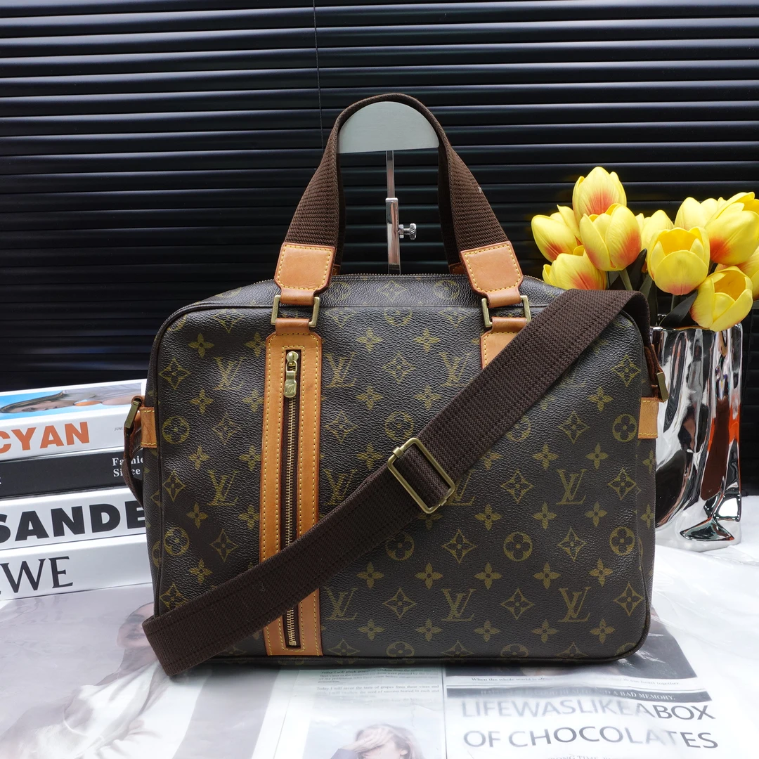 95新 LouisVuitton/路易威登 单肩包/T10260283