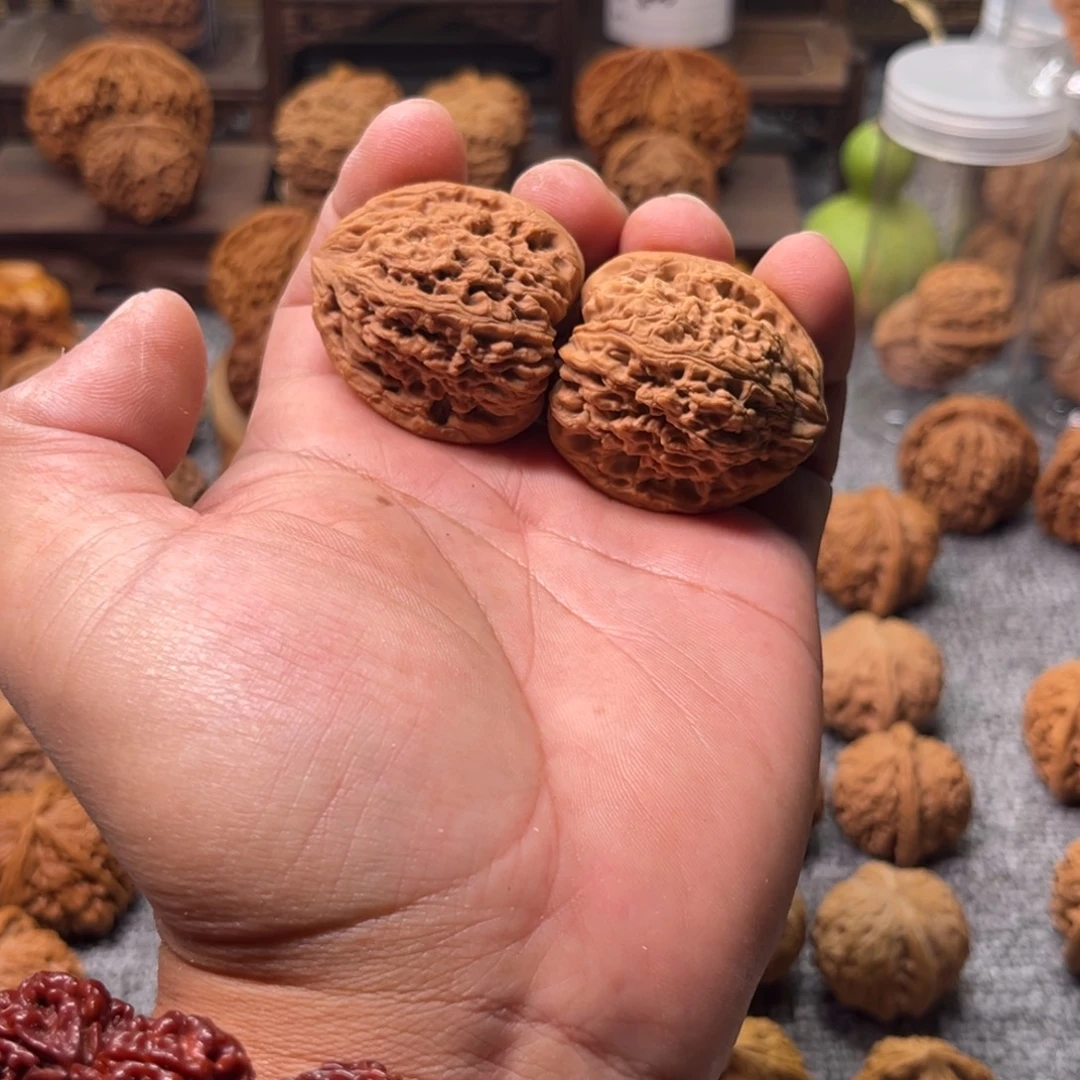 把件文玩核桃炮弹逐鹿南疆色差