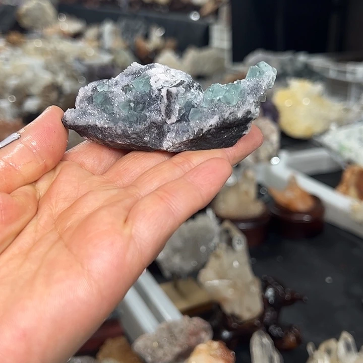 未镶嵌珠宝半成品水晶