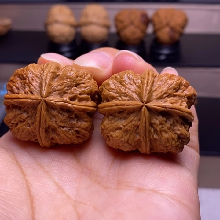 把件文玩核桃磐石三楞20