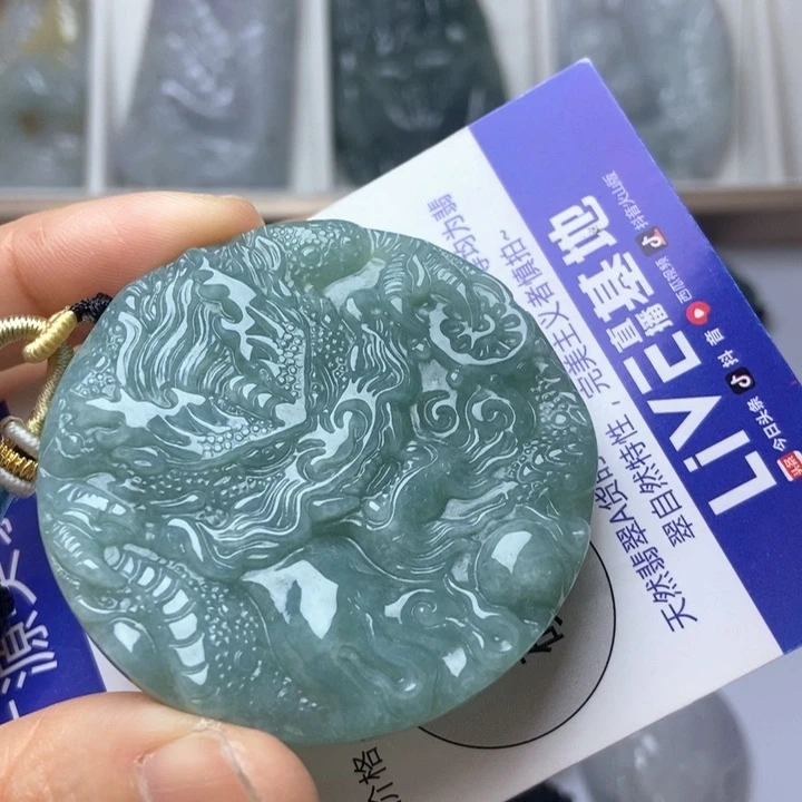 翡翠未镶嵌挂件翡翠